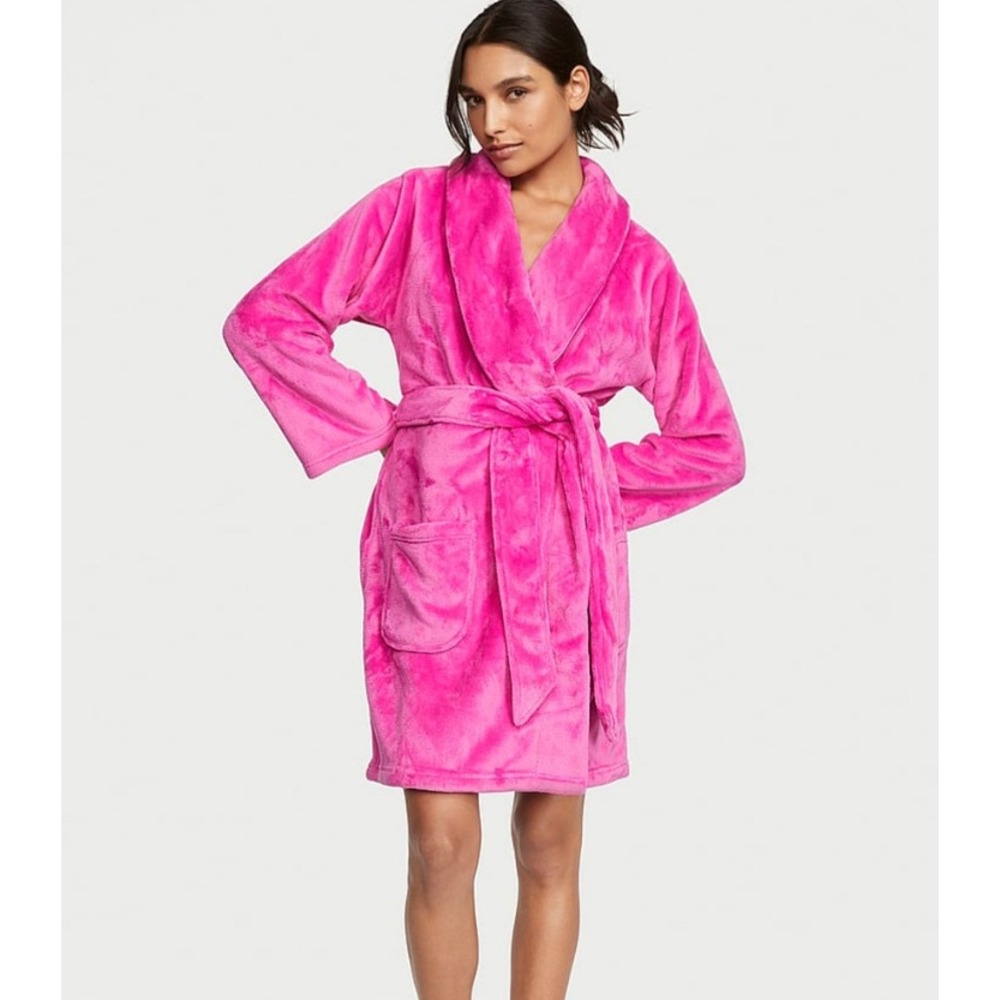 Victoria's Secret Hot Pink Plush Fleece Robe Embroidered VS Logo XS/S Short